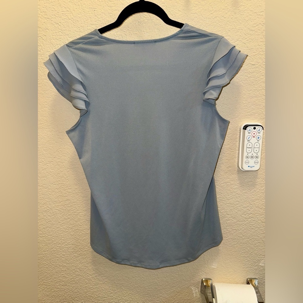 Adrianna Papell Blue Ruffled Sleeveless Blouse - Picture 4 of 4